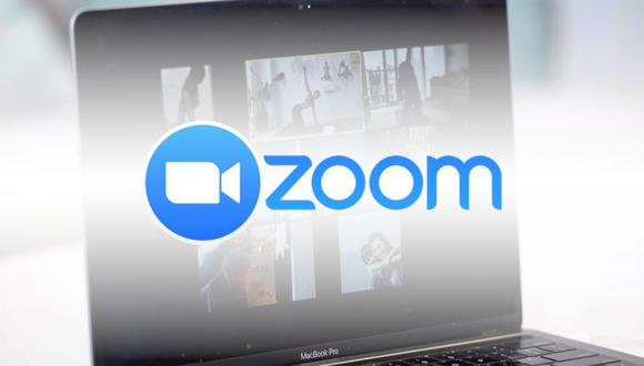 Zoom es una de las aplicaciones más usadas del momento. Gracias a ella muchas clases, talleres y video conferencias son posibles. (Foto: AFP/ Composición: El Comercio)