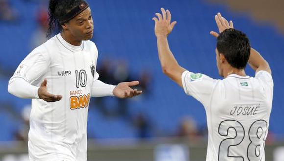 Ronaldinho y sus 10 exigencias para fichar por el Besiktas