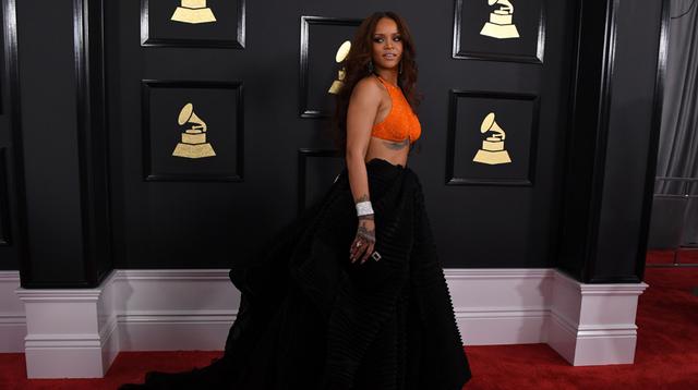 Grammy 2017: Rihanna deslumbró en la alfombra roja [FOTOS] - 7