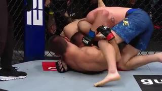 UFC 254: Así fue la gran sumisión de Khabib para derrotar a Gaethje en la estelar | VIDEO