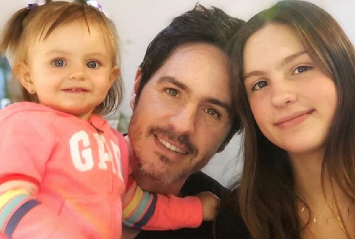 Aislinn contó que hizo con Lorenza todo aquello que “nadie hizo por mí cuando tenía su edad" (Foto: Instagram / Mauricio Ochmann)