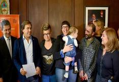 Argentina: Registran a niño con apellidos de dos madres y un padre