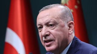 “Disculpen, pero nadie tiene derecho a molestar a los demás”: Erdogan prohíbe la música desde medianoche en Turquía