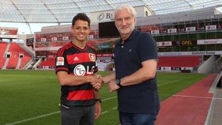 Chicharito Hernández firmó por el Bayer Leverkusen