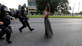 ¿Qué pasó con la mujer que desafió a policías en Luisiana?