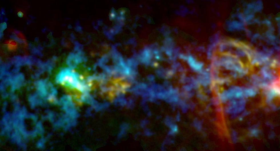La imagen contiene gigantes nubes moleculares donde pueden formarse decenas de millones de estrellas. (Foto: NASA.gov)