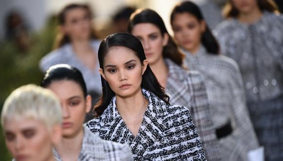 A través de "Vogue Global Conversations" podremos conocer más sobre cuál es el presente y el futuro de la industria de la moda. (FOTO: CHRISTOPHE ARCHAMBAULT / AFP)