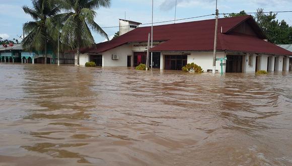 Médicos especialistas atenderán a afectados por inundaciones