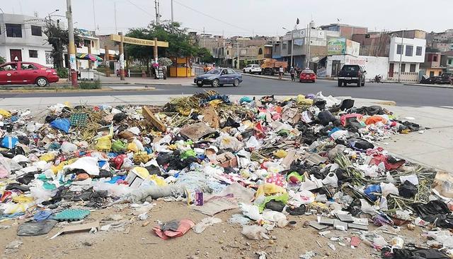 Toneladas de desperdicios se acumulan diariamente en El Carmen, Esperanza Baja, 10 de Setiembre, Camino Real, entre otros pueblos. (Cortesía: Martín Paredes)