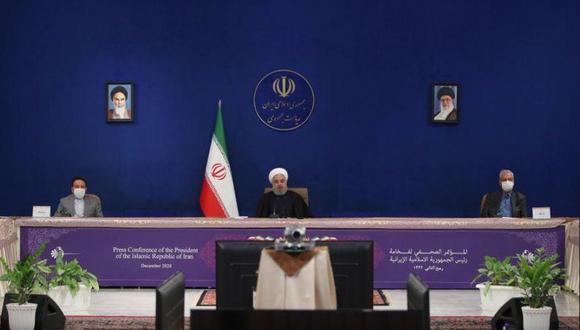 El presidente de Irán, Hassan Rouhani, habla durante una conferencia de prensa en Teherán, Irán. 14 de diciembre, 2020. sitio oficial de la presidencia en internet/Handout via REUTERS