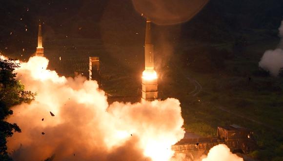 Para Estados Unidos y Seúl, Corea del Norte "representa una amenaza directa, grave y creciente". En la imagen, el sistema de misiles surcoreano Hyunmu-2. (Foto: AFP)