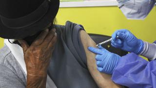 Ecuador evalúa ordenar toque de queda para contener repunte de coronavirus 