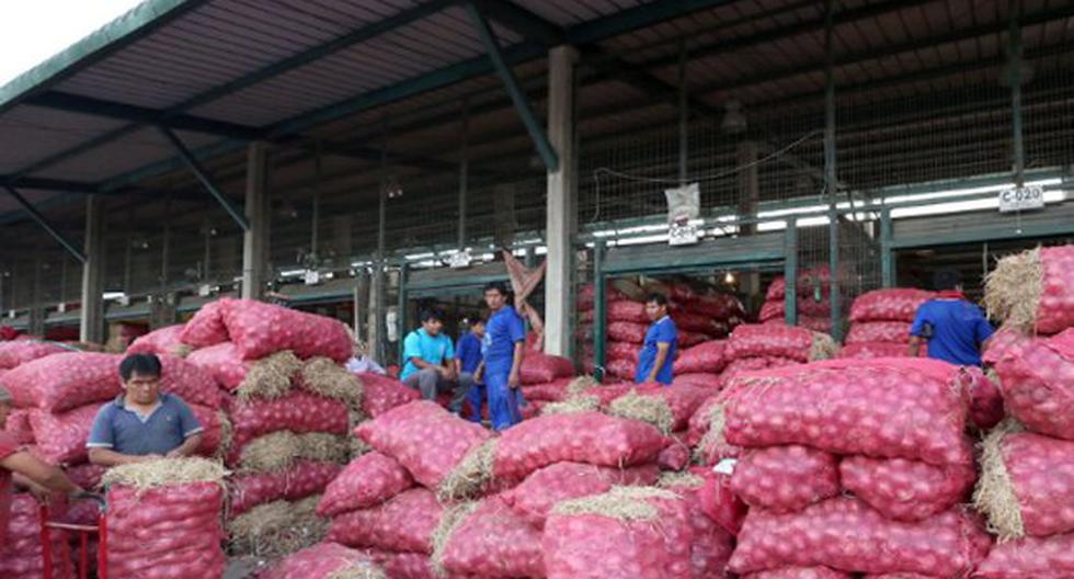 El Ministerio de Agricultura y Riego informó que ingresaron a los mercados mayoristas de Santa Anita y N° 2 de Frutas más de 8,000 toneladas de alimentos. (Foto: Andina)