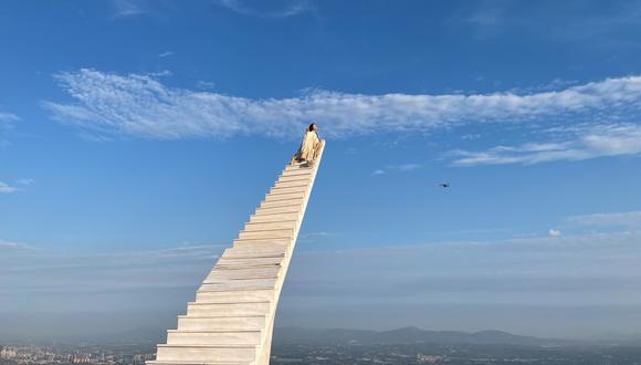 En Zhengzhou se encuentra la “Escalera al cielo” o también llamada “Escalera del amor” donde los turistas se toman fotografías alucinantes. (Foto: Trip.com)