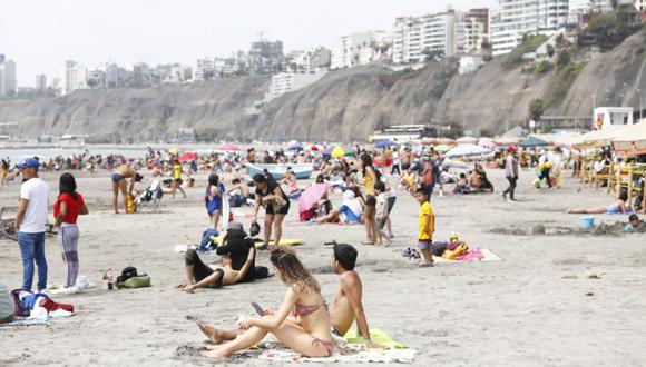 El ministro Hernando Cevallos descartó que el sector haya propuesto limitar acceso a playas para evitar contagios de COVID-19 en el marco de las fiestas por fin de año | Foto: El Comercio