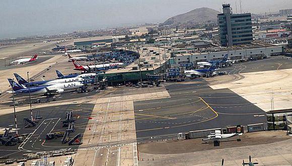 Aeropuerto Jorge Chávez: vuelos se reiniciaron luego de 3 horas - 1
