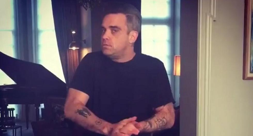 Robbie Williams decidió burlarse de las críticas y también usó gel desinfectante con su esposa Ayda Field. (Foto: Captura Video)
