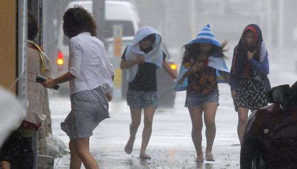 Alerta máxima en Japón ante la llegada de super tifón Neoguri