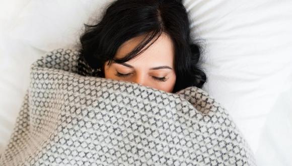 Una hora extra de sueño puede tener un impacto positivo importante en la salud. (Foto: Getty)