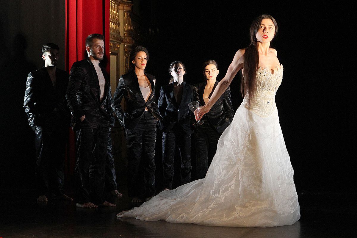 "Traviata" es una adaptación a la danza de la clásica ópera de 1853 "La traviata", de Giuseppe Verdi. (Artemis Danza)