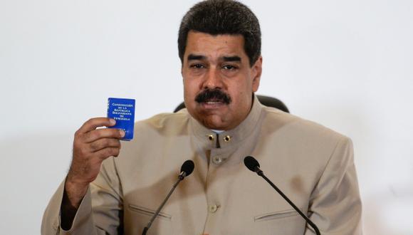 Nicolás Maduro pidió al papa Francisco "que sirva de intermediario para que la oposición venezolana deje de utilizar niños y niñas en actos violentos y en grupos terroristas". (Foto: AFP)