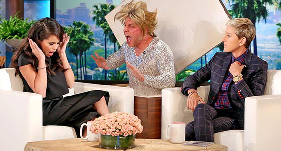 Selena Gomez fue asustada en 'The Ellen DeGeneres Show' (Foto: Warner Bros.)
