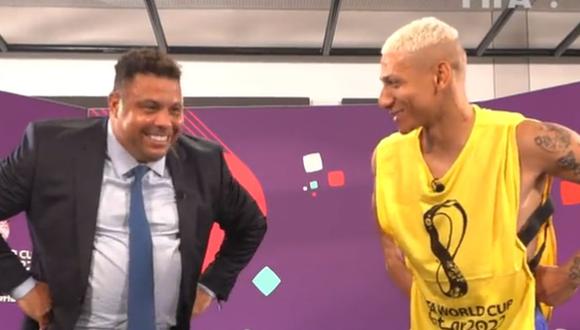 Richarlison enseña 'baile de la cacatúa' a Ronaldo Nazário | Foto: captura de video