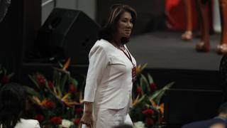 Martha Chávez cree que presencia de Martín Vizcarra en entrega de credenciales era “innecesaria”