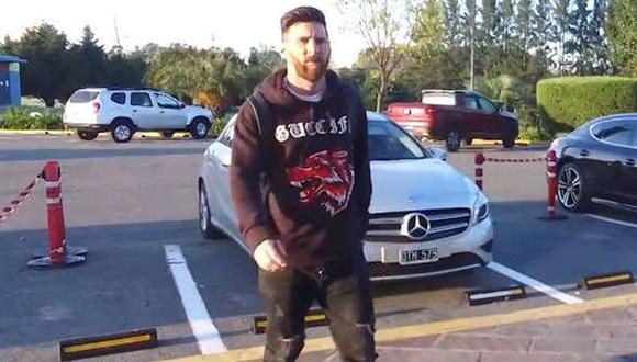 Ni bien pisó suelo argentino, Lionel Messi se trasladó de forma inmediata a la concentración albiceleste, en donde se encontró con la mayoría de sus compañeros. (Foto: captura de video)