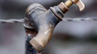 Más de un millón de personas siguen sin agua en Santiago de Chile
