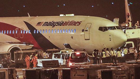 Un avión de Malaysia Airlines aterriza de emergencia
