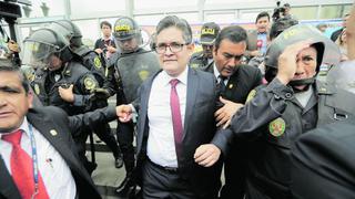 Tensión en el encuentro entre Pedro Chávarry y José Domingo Pérez