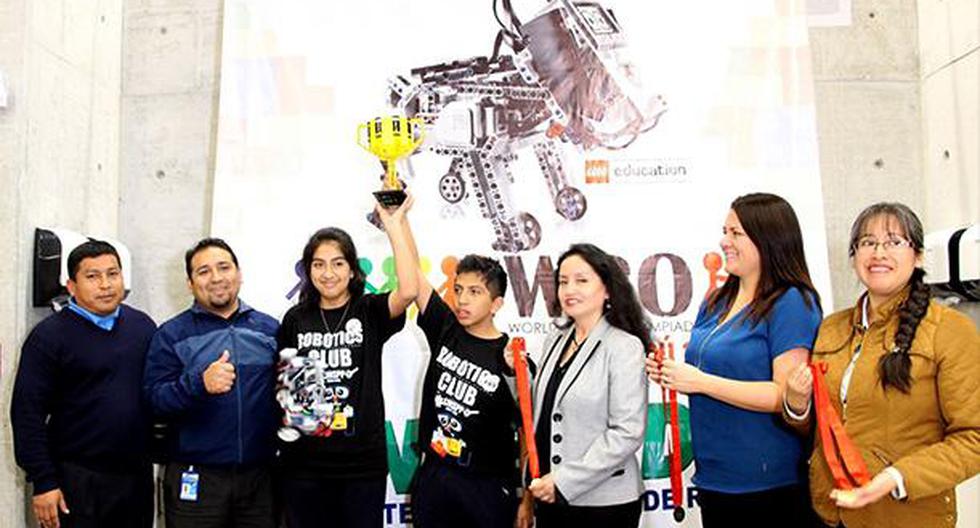 Escolares peruanos construyen robot que ayudó a construir granja eólica. (Andina)