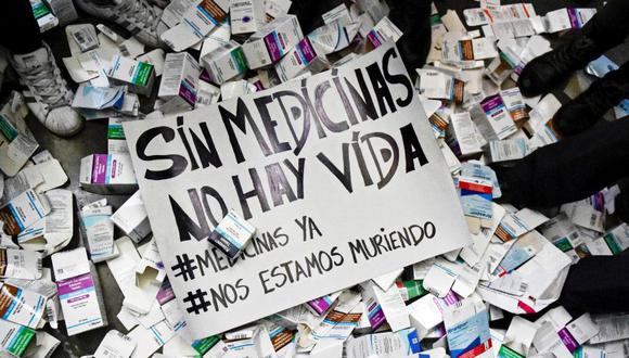 Más de 400 farmacias han cerrado en Venezuela por la crisis económica. (AFP)