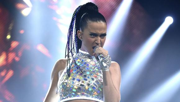 Katy Perry se unirá a Lenny Kravitz en el Super Bowl