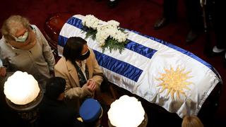 Con lágrimas, oraciones y aplausos Uruguay despide a su ministro del Interior Jorge Larrañaga