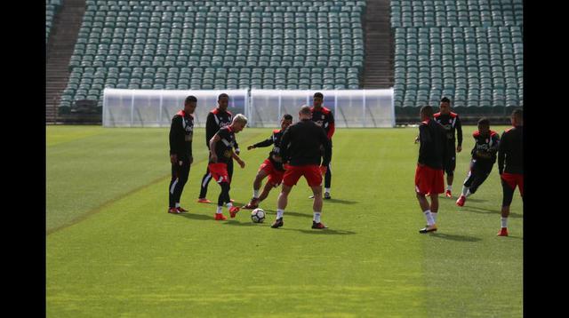 La selección peruana entrenó en el QBE Stadium de Auckland con el plantel completo. (Foto: Lino Chipana - enviado especial de El Comercio)