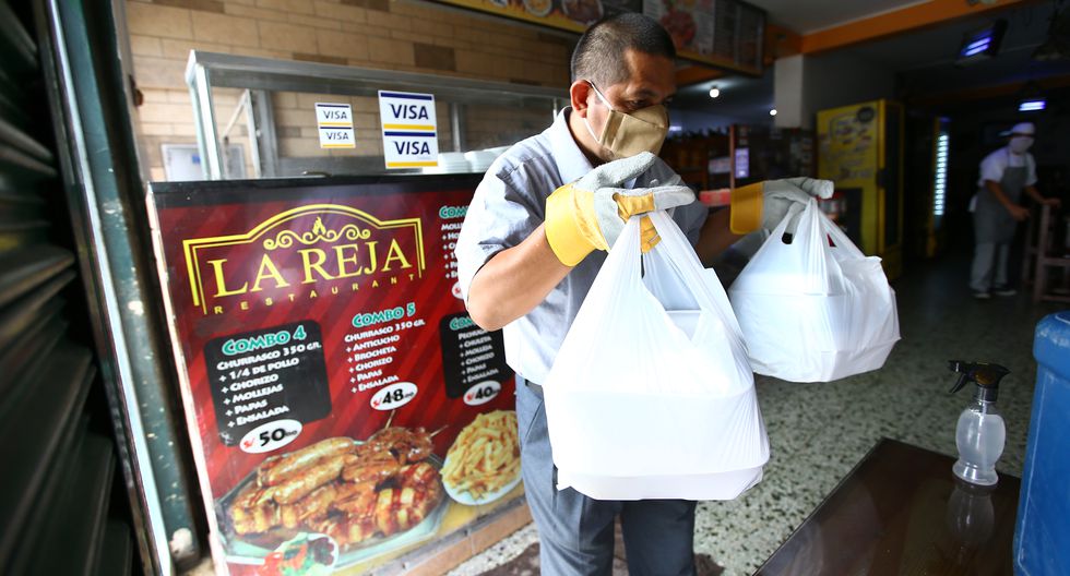 “A partir del día de mañana estas 208 empresas estarían en condiciones de poder brindar los servicios”, dijo la ministra Rocío Barrios. (Foto: Fernando Sangama / GEC)