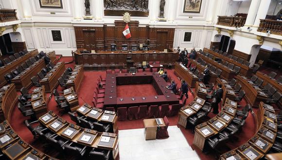 Tras esta reunión, se podría calcular la fecha de instalación del nuevo Congreso, según el legislador electo Enrique Fernández Chacón. (Foto: GEC)