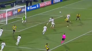 Abel Hernández marcó golazo de ‘chalaca’ en el Peñarol vs. Plaza Colonia | VIDEO