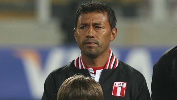 Roberto 'Chorri' Palacios fue invitado por la FIFA para presenciar el encuentro entre Perú y Dinamarca por el Mundial Rusia 2018. El ex seleccionado nacional brindó detalles para un radio local (Foto: USI)