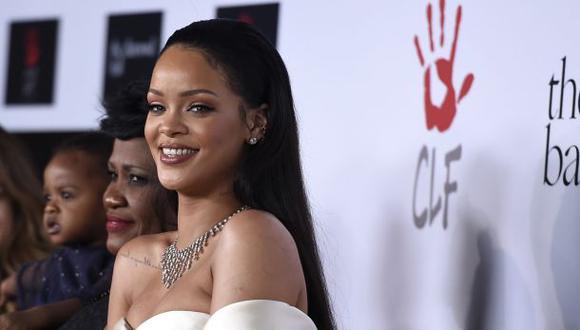 Rihanna sorprende lanzando su nuevo álbum musical, "ANTI"