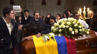 Ecuador da el último adiós a periodistas asesinados por disidentes de las FARC