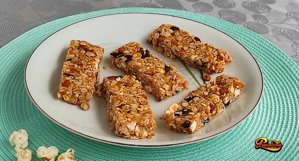 Pop corn cereal bars, a perfect snack for any occasion