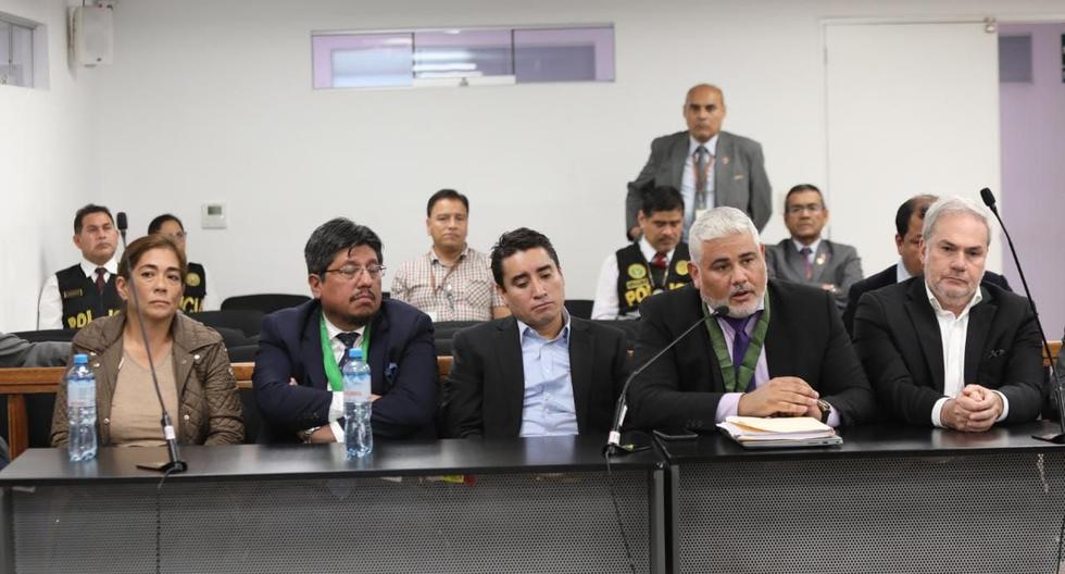 Sada Goray y Mauricio Fernandini en la audiencia de lectura de resolución de prisión preventiva. Foto: Poder Judicial