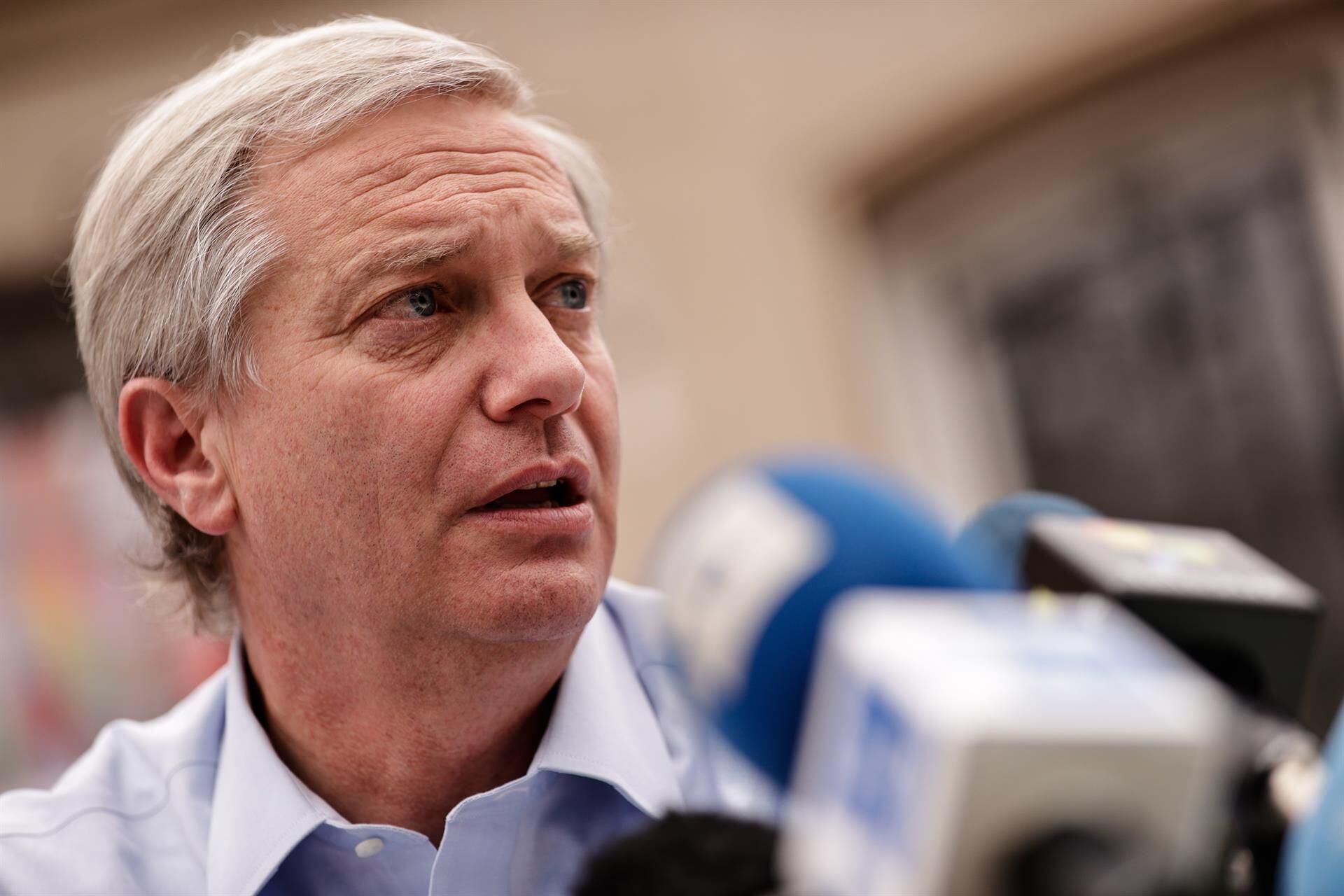 The candidate for the Republican Party to the presidency of Chile, José Antonio Kast, attends a press conference with international media.  (EFE / Alberto Valdes).