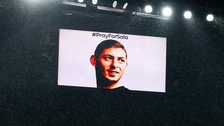 Emiliano Sala: el emotivo homenaje al futbolista desaparecido en el Arsenal vs.Cardiff [FOTOS]