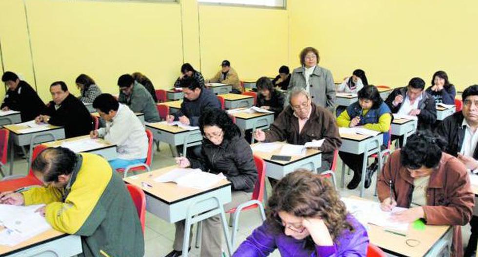 Los maestros podrán ser nombrados tras aprobar el examen nacional con el mínimo requerido. Cerca de 86 mil plazas son las que hay por el momento. Otras 40 mil se abrirían en enero del 2023. (Foto: Andina)