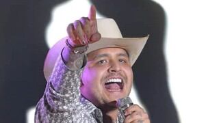 La canción que Christian Nodal le cantó a Cazzu pero que antes había dedicado a Belinda