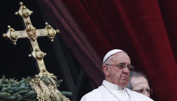 Papa Francisco condena "persecución brutal" de Estado Islámico